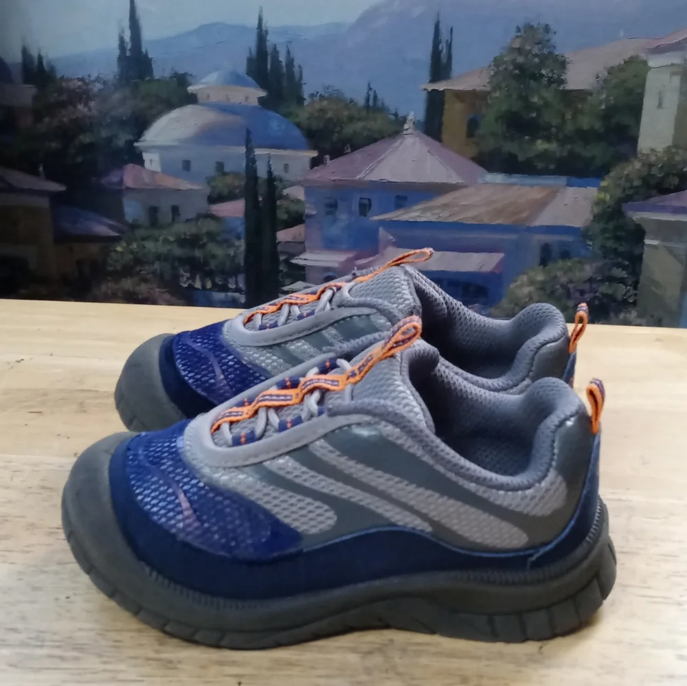 OshKosh B'gosh Toddler Boy Sneakers 👦